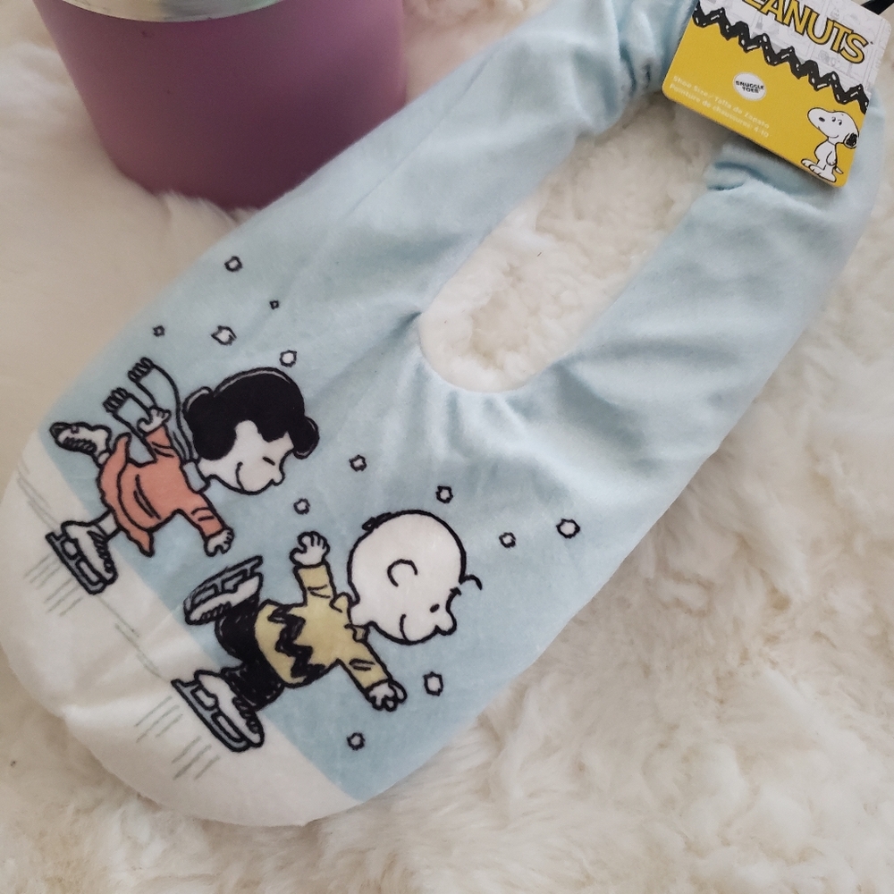 Peanuts Snoopy Light Blue Slippers.
